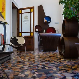 https://palazzo-il-convento.hotels-amalfi.com